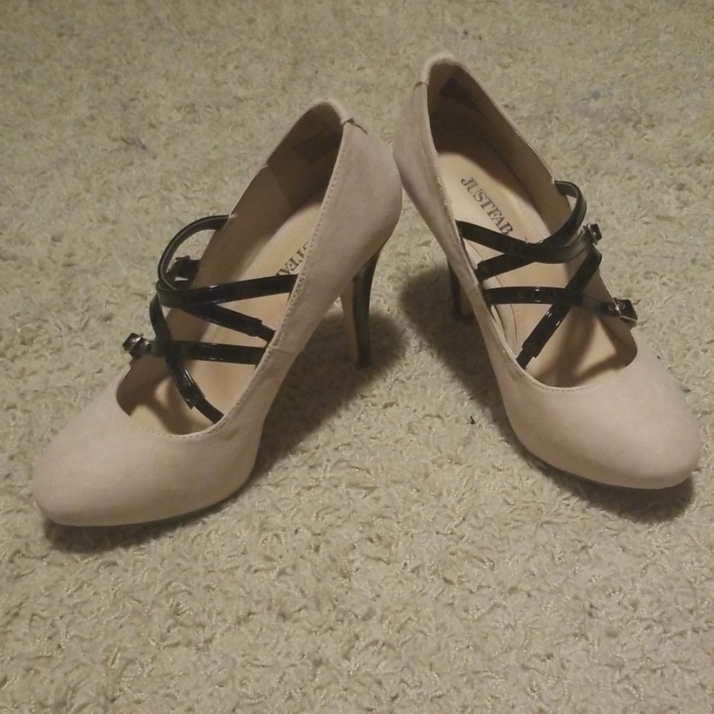 ***JustFab Nude Suede pumps